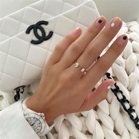 égérie chanel 2018|most popular chanel nail polish.